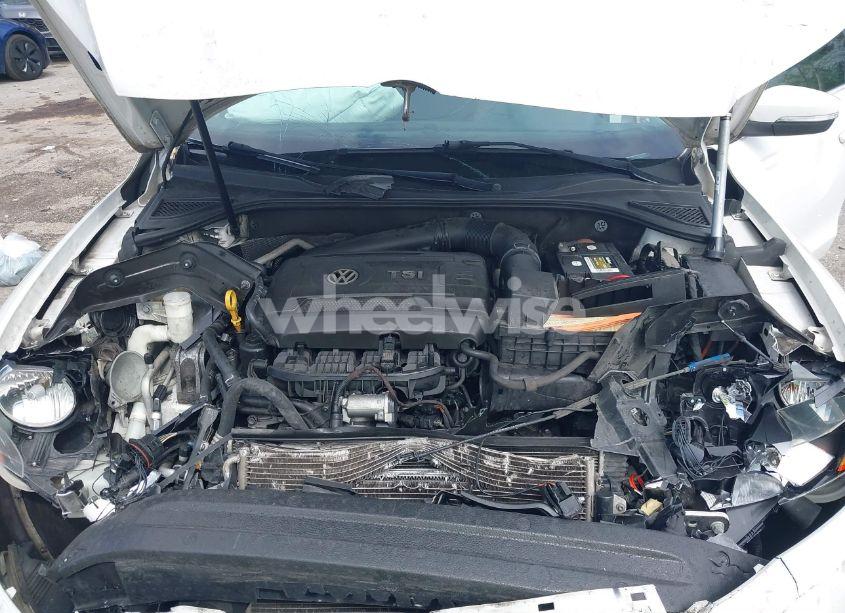 Photo 10 of 2015 Volkswagen Passat 1.8T LIMITED EDITION (VIN 1VWAT7A36FC081720)