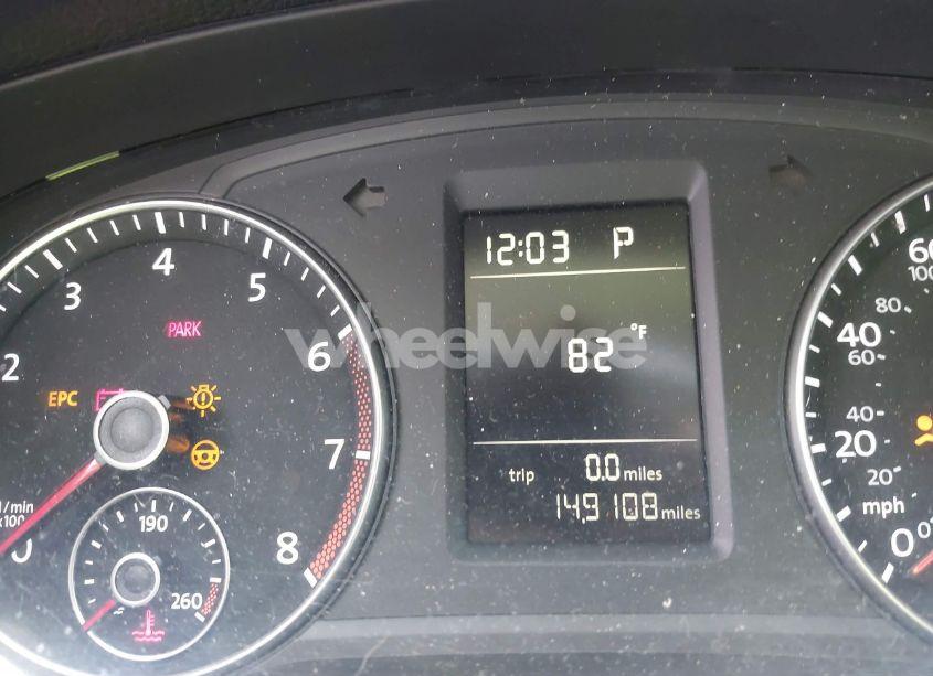 Photo 15 of 2015 Volkswagen Passat 1.8T LIMITED EDITION (VIN 1VWAT7A36FC081720)