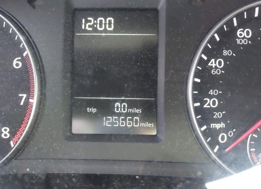 Photo 16 of 2015 Volkswagen Passat 1.8T LIMITED EDITION (VIN 1VWAT7A36FC121276)