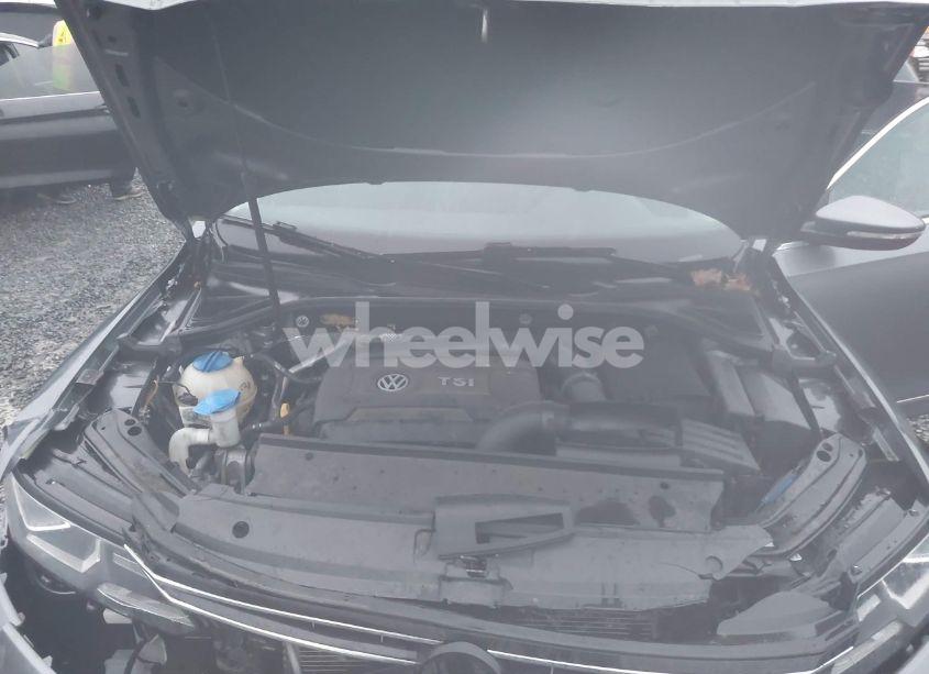 Photo 10 of 2016 Volkswagen Passat 1.8T S (VIN 1VWAT7A36GC040697)