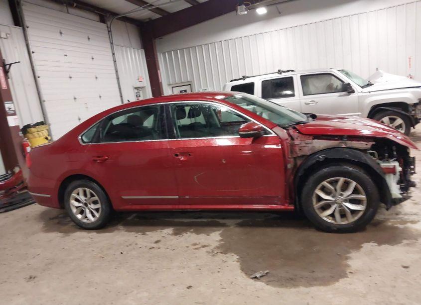 Photo 14 of 2016 Volkswagen Passat 1.8T S (VIN 1VWAT7A36GC045561)