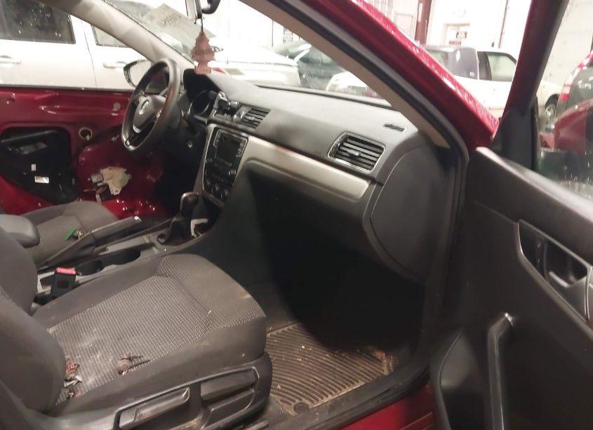 Photo 5 of 2016 Volkswagen Passat 1.8T S (VIN 1VWAT7A36GC045561)