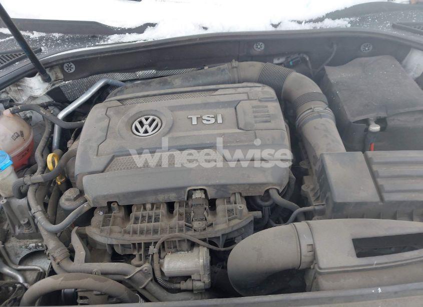 Photo 10 of 2017 Volkswagen Passat 1.8T S (VIN 1VWAT7A36HC006714)