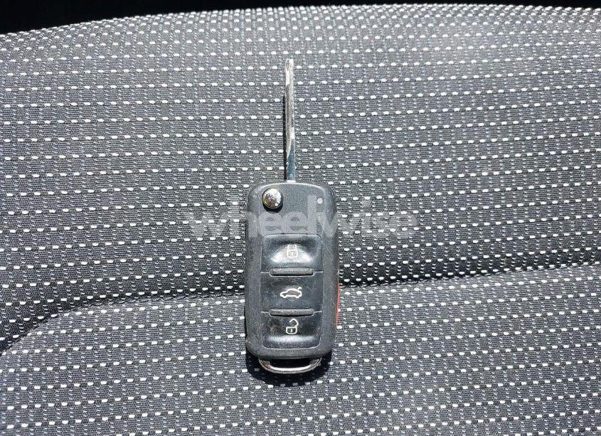 Photo 11 of 2017 Volkswagen Passat 1.8T S (VIN 1VWAT7A36HC020712)