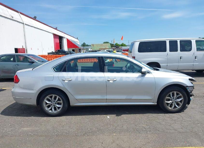Photo 14 of 2017 Volkswagen Passat 1.8T S (VIN 1VWAT7A36HC020712)