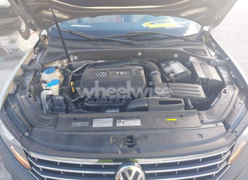 Photo 10 of 2017 Volkswagen Passat 1.8T S (VIN 1VWAT7A36HC054763)