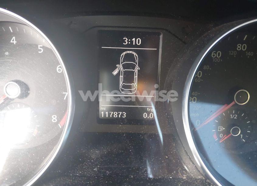 Photo 15 of 2017 Volkswagen Passat 1.8T S (VIN 1VWAT7A36HC054763)