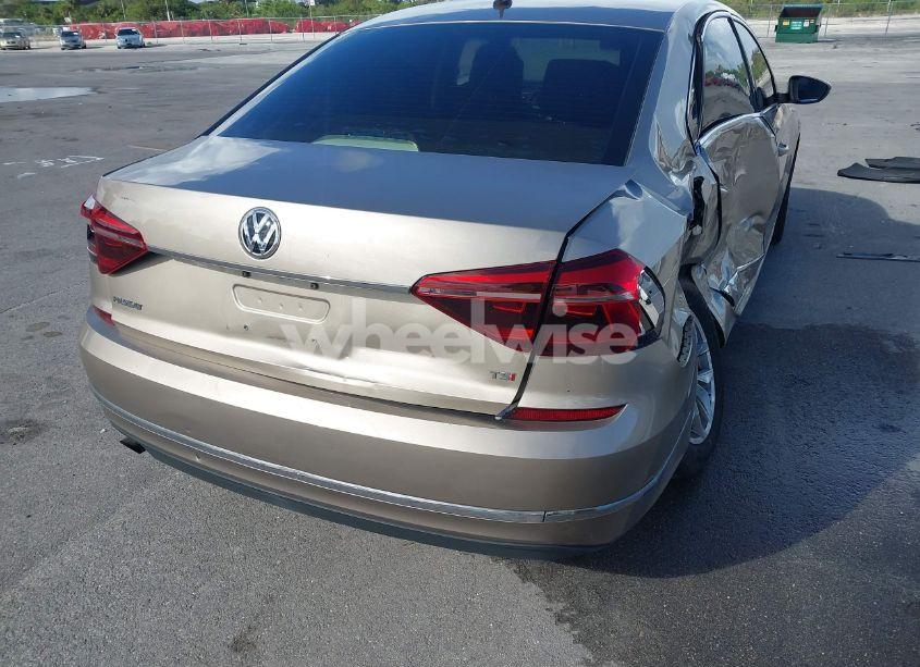 Photo 17 of 2017 Volkswagen Passat 1.8T S (VIN 1VWAT7A36HC054763)