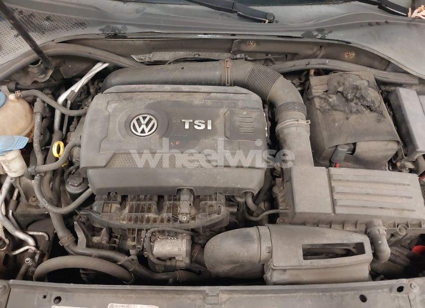 Photo 10 of 2014 Volkswagen Passat 1.8T S (VIN 1VWAT7A37EC032878)