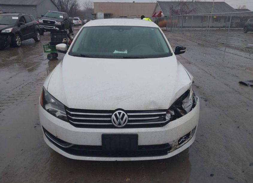 Photo 12 of 2014 Volkswagen Passat 1.8T S (VIN 1VWAT7A37EC043329)
