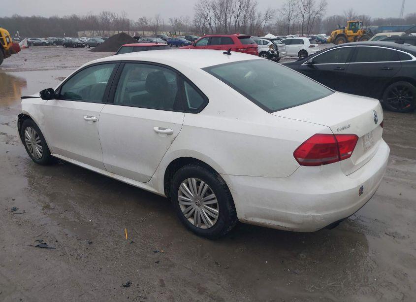 Photo 3 of 2014 Volkswagen Passat 1.8T S (VIN 1VWAT7A37EC043329)