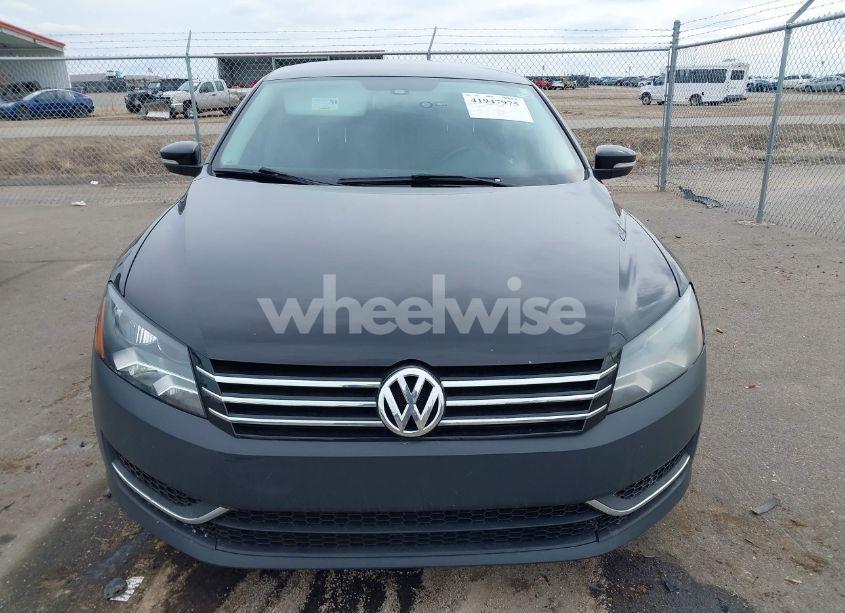 Photo 12 of 2014 Volkswagen Passat 1.8T WOLFSBURG EDITION (VIN 1VWAT7A37EC068537)