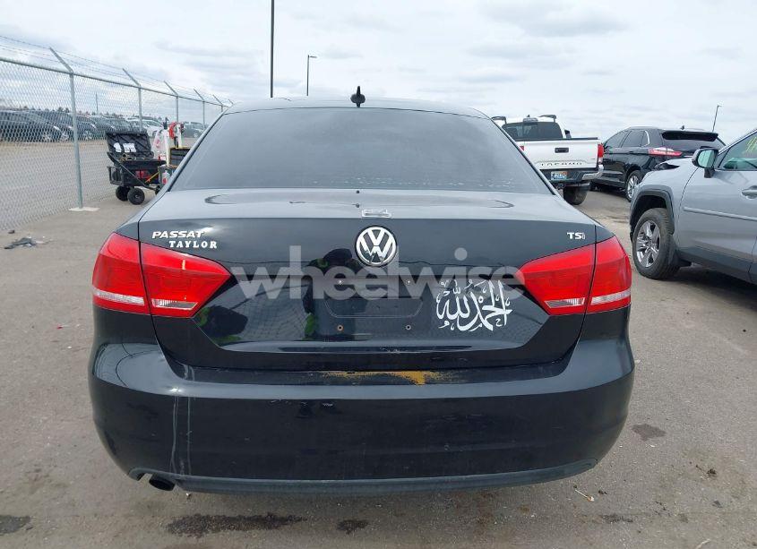 Photo 16 of 2014 Volkswagen Passat 1.8T WOLFSBURG EDITION (VIN 1VWAT7A37EC068537)