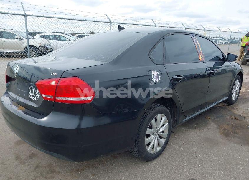 Photo 4 of 2014 Volkswagen Passat 1.8T WOLFSBURG EDITION (VIN 1VWAT7A37EC068537)