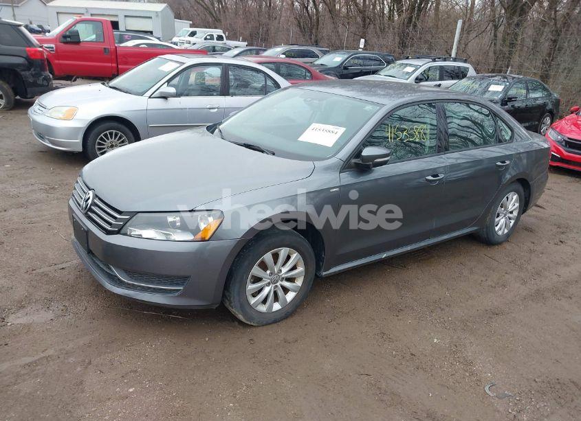 Photo 2 of 2014 Volkswagen Passat 1.8T WOLFSBURG EDITION (VIN 1VWAT7A37EC100581)
