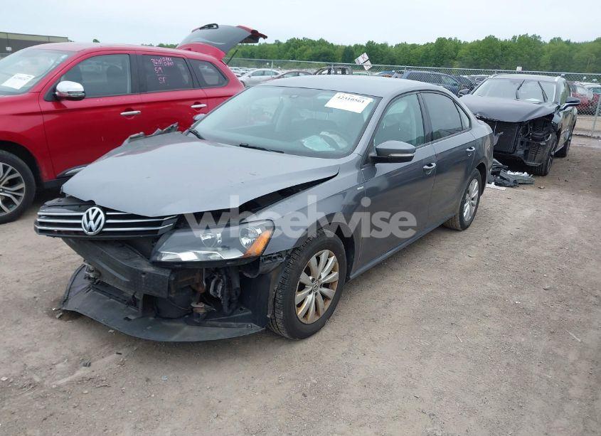 Photo 2 of 2014 Volkswagen Passat 1.8T WOLFSBURG EDITION (VIN 1VWAT7A37EC102282)