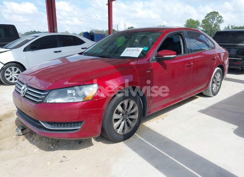 Photo 2 of 2015 Volkswagen Passat 1.8T WOLFSBURG EDITION (VIN 1VWAT7A37FC014673)