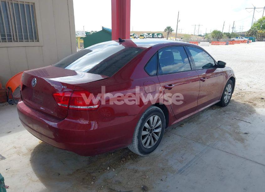 Photo 4 of 2015 Volkswagen Passat 1.8T WOLFSBURG EDITION (VIN 1VWAT7A37FC014673)