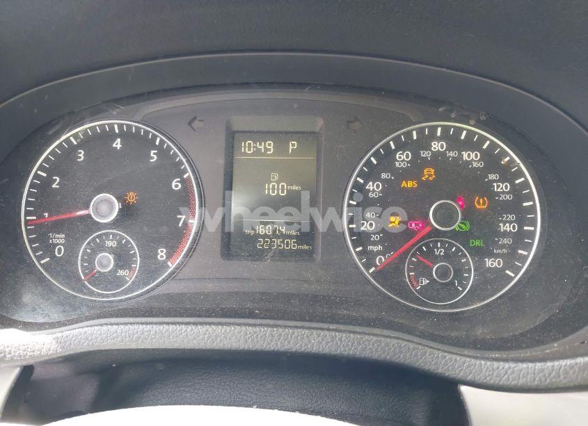 Photo 7 of 2015 Volkswagen Passat 1.8T WOLFSBURG EDITION (VIN 1VWAT7A37FC014673)