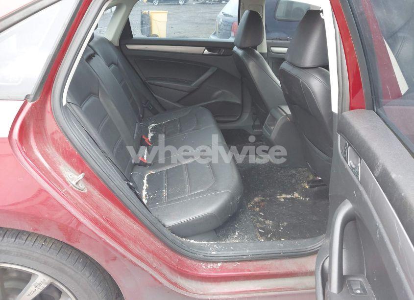 Photo 8 of 2015 Volkswagen Passat 1.8T WOLFSBURG EDITION (VIN 1VWAT7A37FC040495)