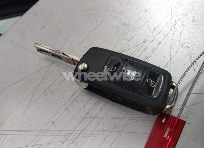 Photo 11 of 2015 Volkswagen Passat 1.8T S (VIN 1VWAT7A37FC091544)