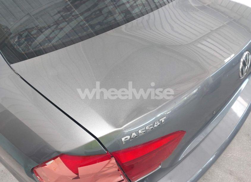 Photo 12 of 2015 Volkswagen Passat 1.8T S (VIN 1VWAT7A37FC091544)