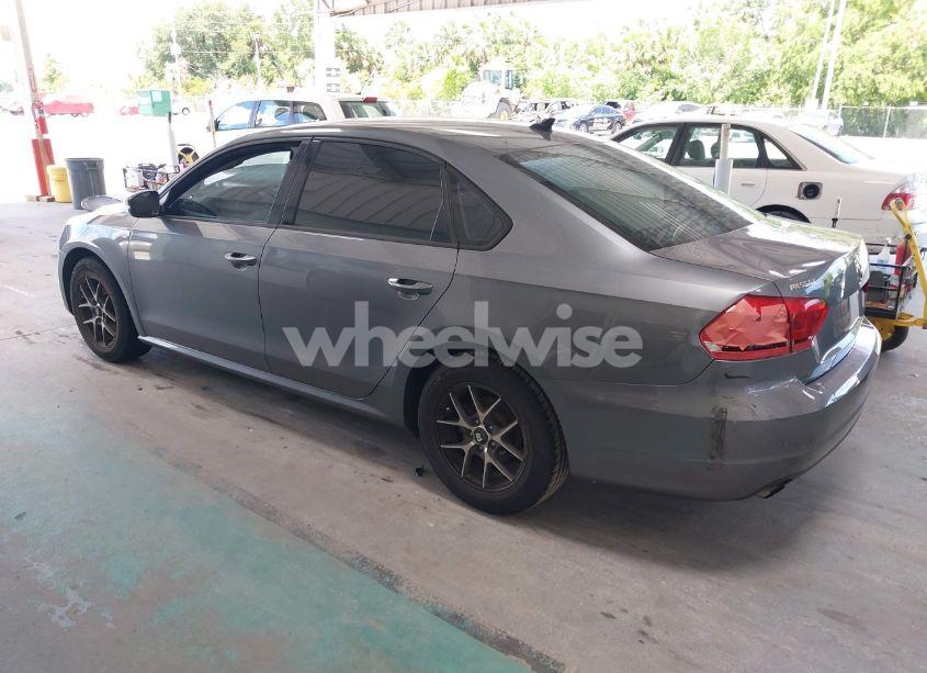 Photo 3 of 2015 Volkswagen Passat 1.8T S (VIN 1VWAT7A37FC091544)