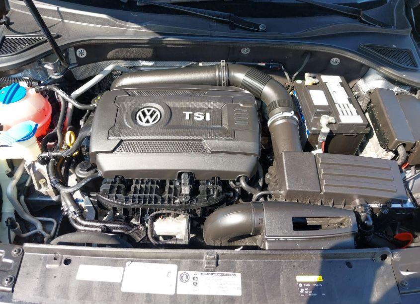 Photo 10 of 2015 Volkswagen Passat 1.8T LIMITED EDITION (VIN 1VWAT7A37FC109802)