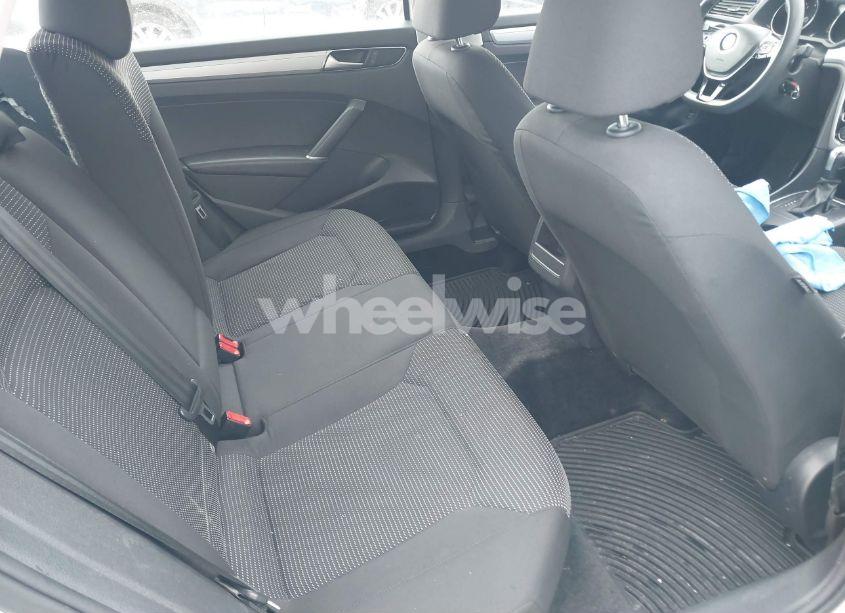 Photo 8 of 2016 Volkswagen Passat 1.8T S (VIN 1VWAT7A37GC013041)