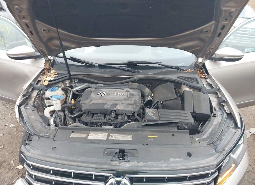 Photo 10 of 2016 Volkswagen Passat 1.8T S (VIN 1VWAT7A37GC022337)