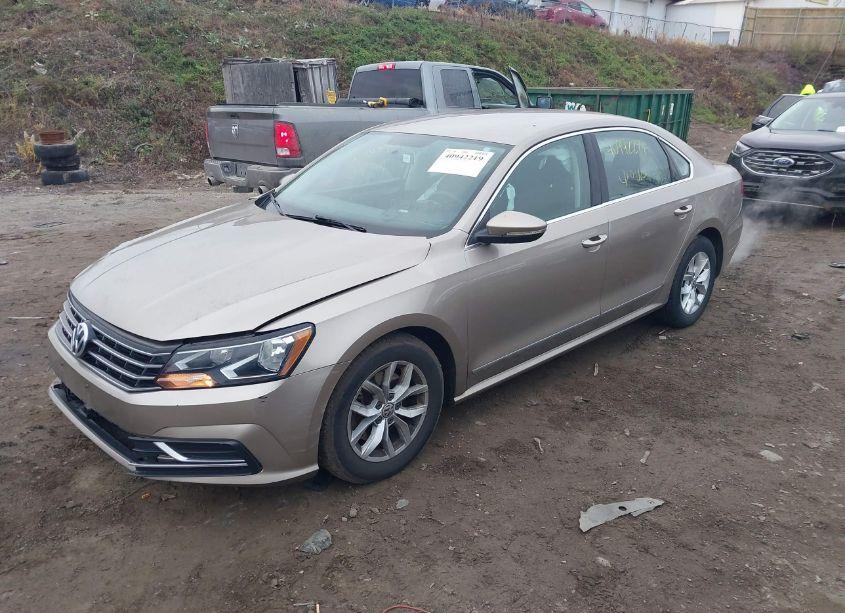 Photo 2 of 2016 Volkswagen Passat 1.8T S (VIN 1VWAT7A37GC022337)