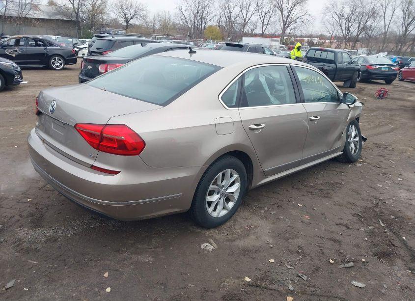 Photo 4 of 2016 Volkswagen Passat 1.8T S (VIN 1VWAT7A37GC022337)