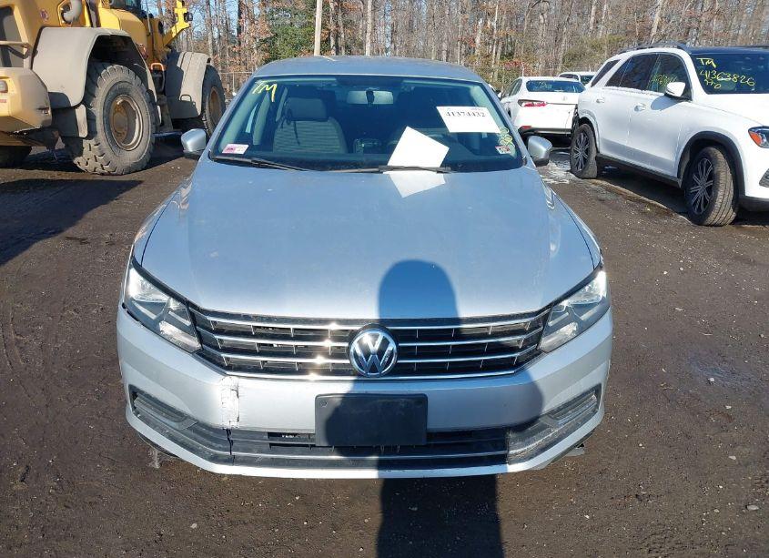 Photo 12 of 2016 Volkswagen Passat 1.8T S (VIN 1VWAT7A37GC026369)
