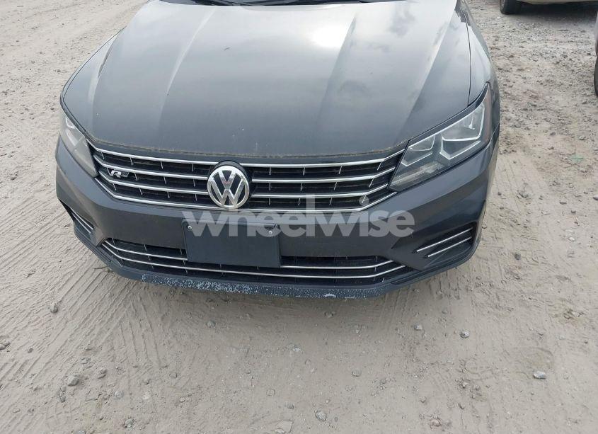 Photo 12 of 2016 Volkswagen Passat 1.8T R-LINE (VIN 1VWAT7A37GC042880)