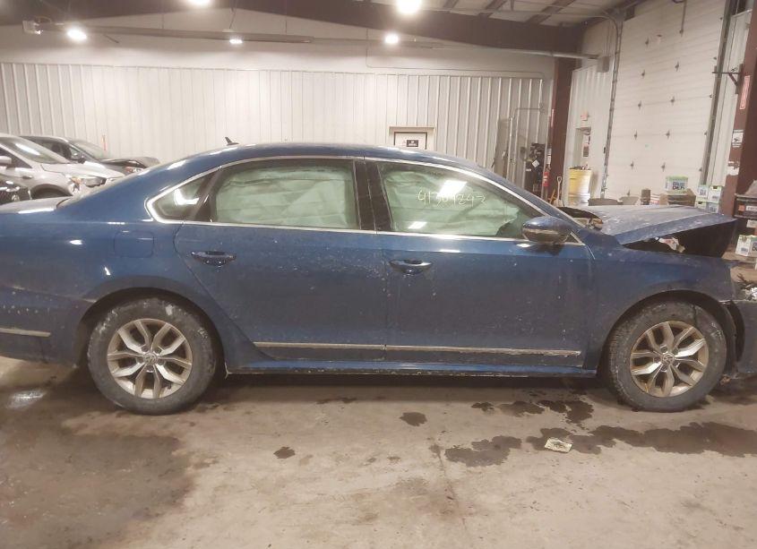 Photo 13 of 2016 Volkswagen Passat 1.8T S (VIN 1VWAT7A37GC054981)