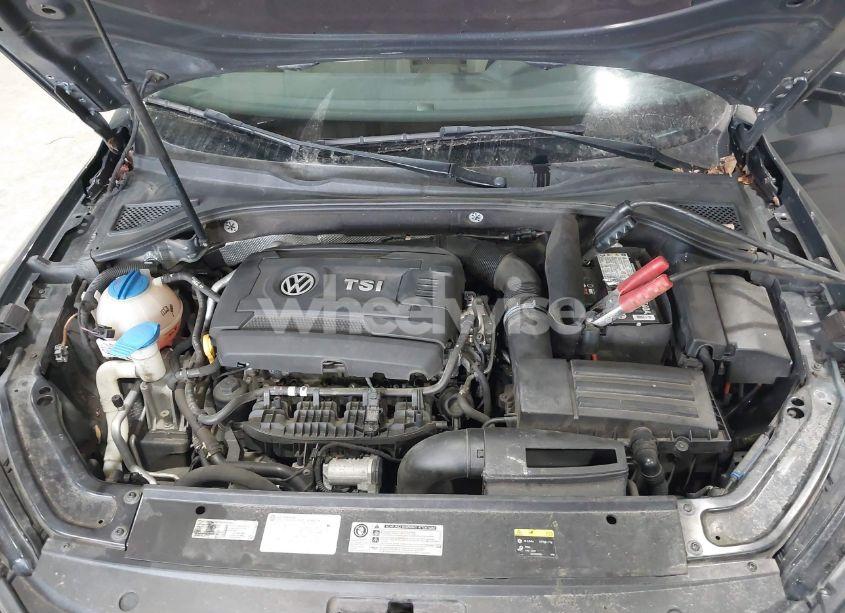 Photo 10 of 2016 Volkswagen Passat 1.8T R-LINE (VIN 1VWAT7A37GC060263)