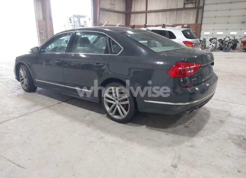 Photo 3 of 2016 Volkswagen Passat 1.8T R-LINE (VIN 1VWAT7A37GC060263)