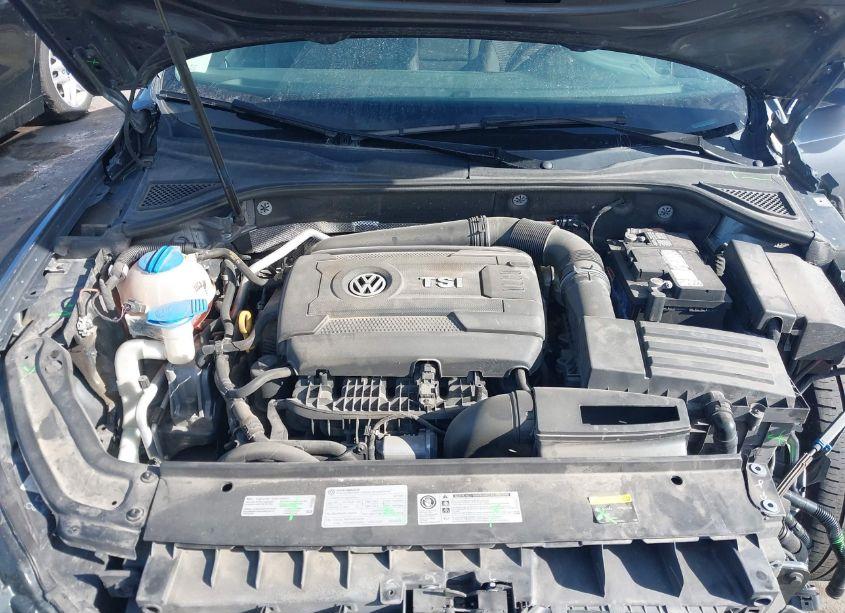 Photo 10 of 2017 Volkswagen Passat 1.8T S (VIN 1VWAT7A37HC081390)