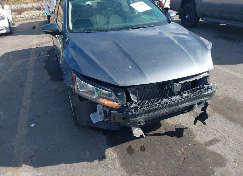 Photo 18 of 2017 Volkswagen Passat 1.8T S (VIN 1VWAT7A37HC081390)