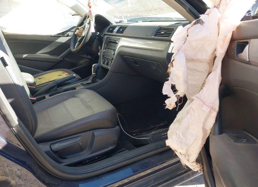 Photo 5 of 2014 Volkswagen Passat 1.8T WOLFSBURG EDITION (VIN 1VWAT7A38EC063881)