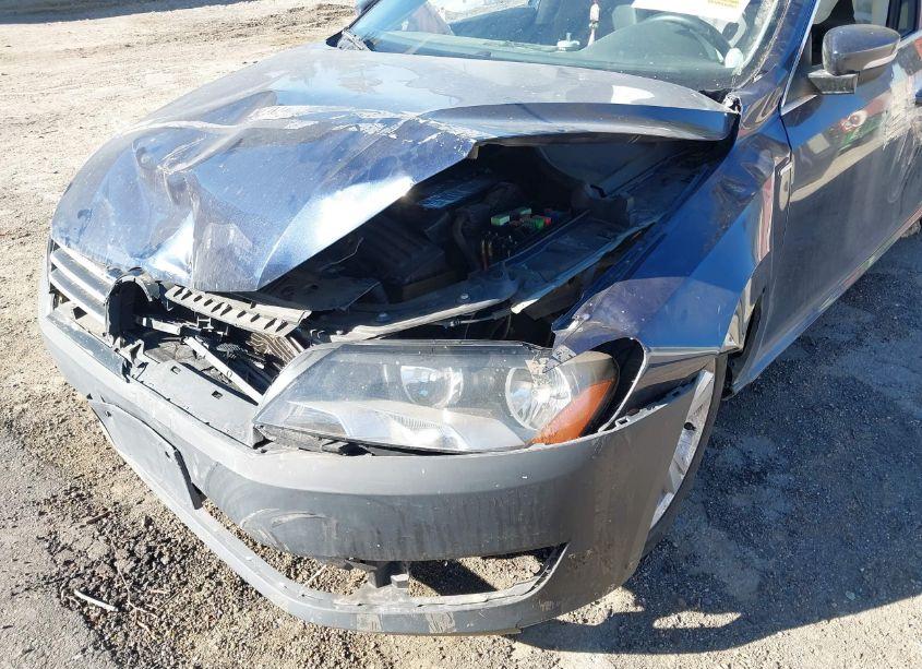 Photo 6 of 2014 Volkswagen Passat 1.8T WOLFSBURG EDITION (VIN 1VWAT7A38EC063881)