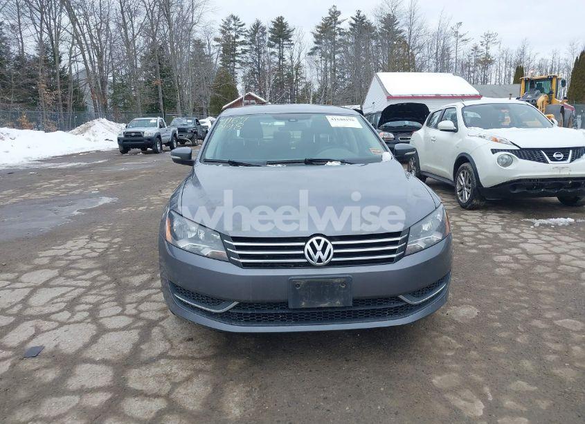 Photo 13 of 2014 Volkswagen Passat 1.8T S (VIN 1VWAT7A38EC110410)