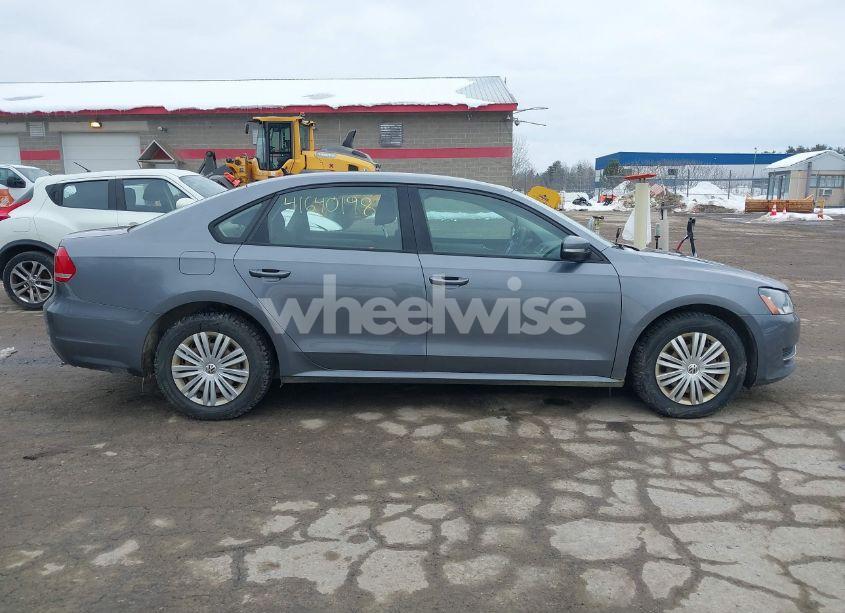 Photo 14 of 2014 Volkswagen Passat 1.8T S (VIN 1VWAT7A38EC110410)