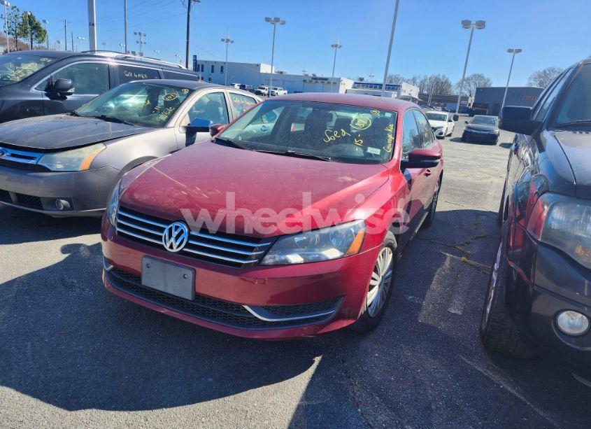 Photo 6 of 2015 Volkswagen Passat (VIN 1VWAT7A38FC052929)
