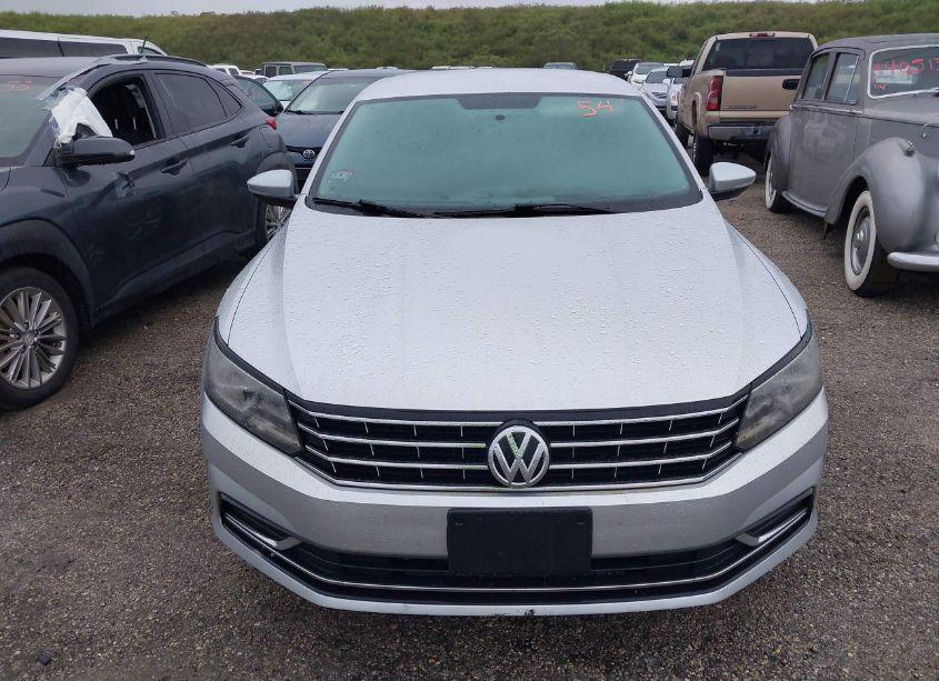 Photo 13 of 2016 Volkswagen Passat 1.8T S (VIN 1VWAT7A38GC013842)