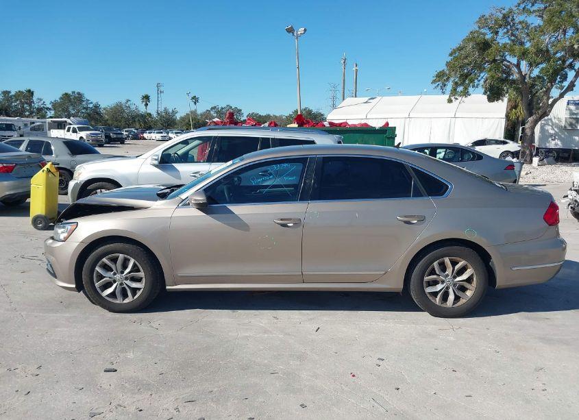 Photo 14 of 2016 Volkswagen Passat 1.8T S (VIN 1VWAT7A38GC014781)