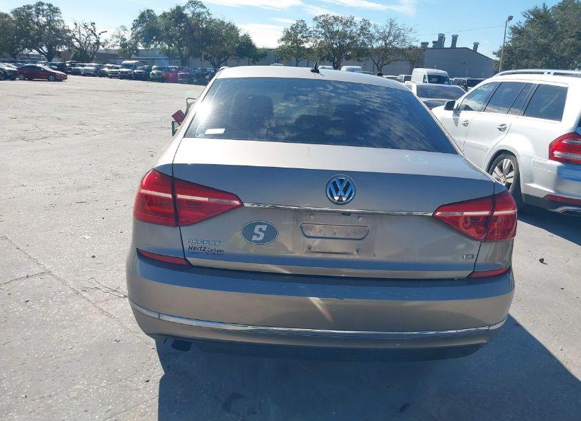 Photo 16 of 2016 Volkswagen Passat 1.8T S (VIN 1VWAT7A38GC014781)