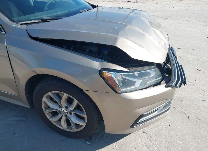 Photo 20 of 2016 Volkswagen Passat 1.8T S (VIN 1VWAT7A38GC014781)