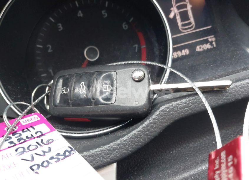 Photo 11 of 2016 Volkswagen Passat 1.8T S (VIN 1VWAT7A38GC038658)