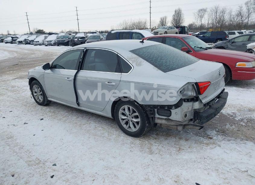 Photo 15 of 2016 Volkswagen Passat 1.8T S (VIN 1VWAT7A38GC038658)